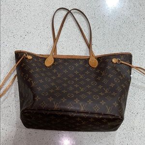 ❌SOLD❌ Luis Vuitton Neverful MM